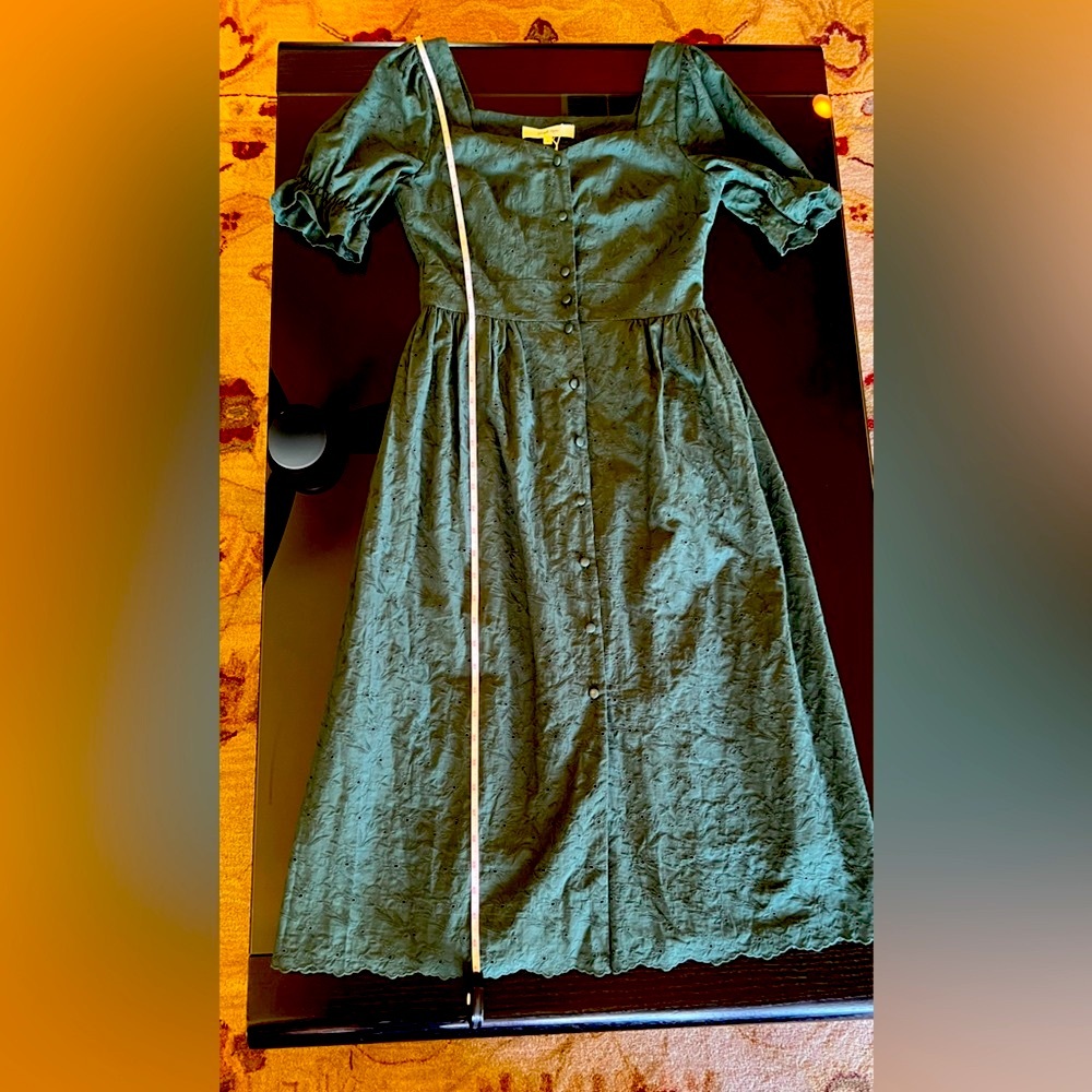 Simple Retro brand Green Puff Sleeve Eyelet Sundress with Square Neck - Picture 10 of 10